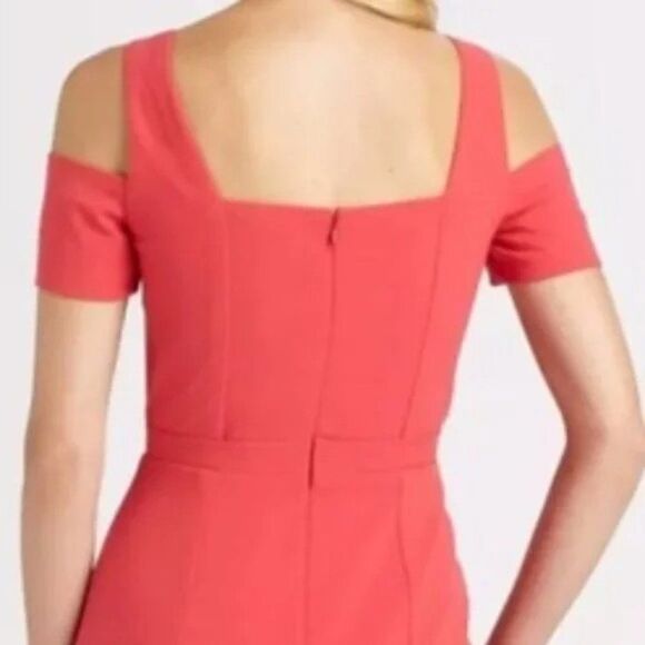 BCBG Maxazria Lipstic Red Cold Shoulder Size 2/XS Like New - Picture 4 of 11
